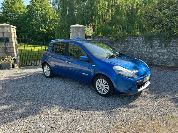 Renault Clio Hatchback, Ethanol Petrol, 2010, Blue