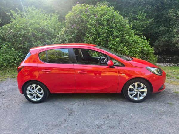 Opel Corsa Hatchback, Petrol, 2015, Red
