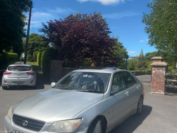 Lexus IS Saloon, Petrol, 2003, Silver