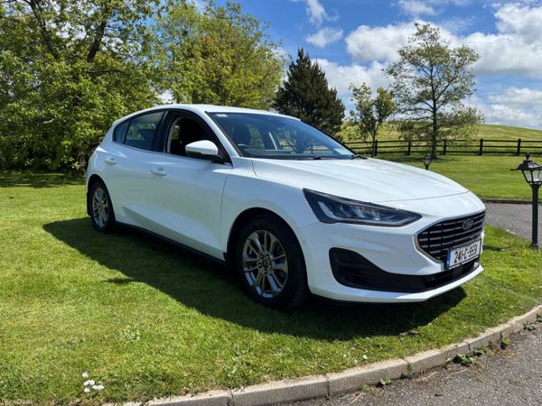 Ford Focus Hatchback, Petrol, 2024, White