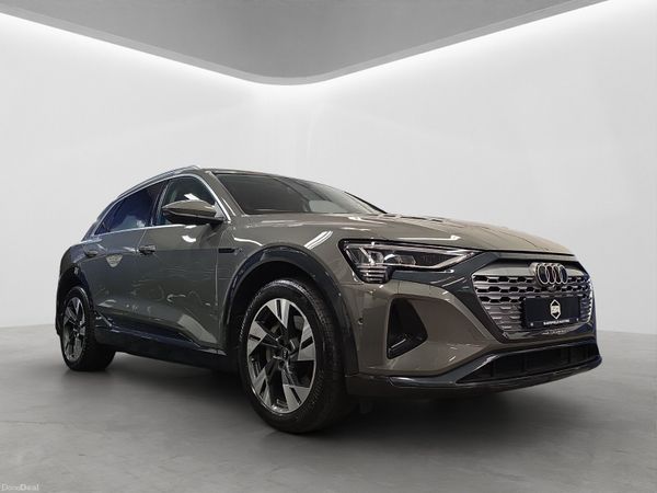 Audi Q8 e-tron SUV, Electric, 2023, Grey