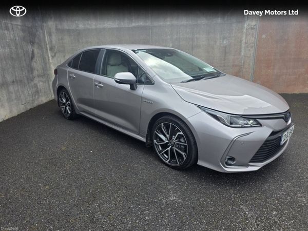 Toyota Corolla Saloon, Petrol Hybrid, 2022, Grey
