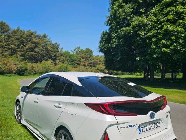 Toyota Prius Hatchback, Petrol Plug-in Hybrid, 2020, White