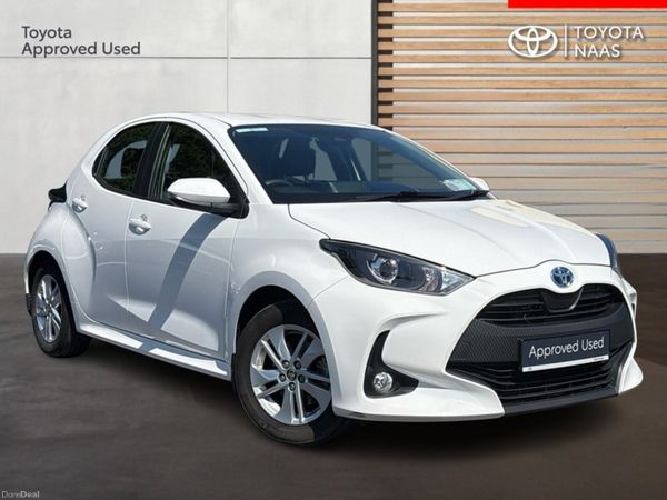 Toyota Yaris Hatchback, Petrol Hybrid, 2022, White