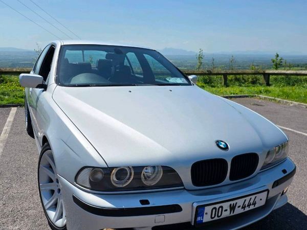 BMW 5-Series Saloon, Diesel, 2000, Silver