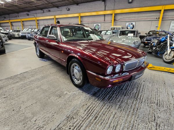 Daimler Other Saloon, Petrol, 1999, Red