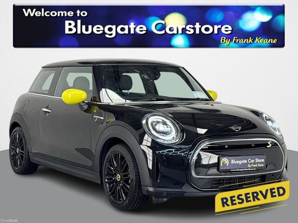Mini Cooper Hatchback, Electric, 2022, Black