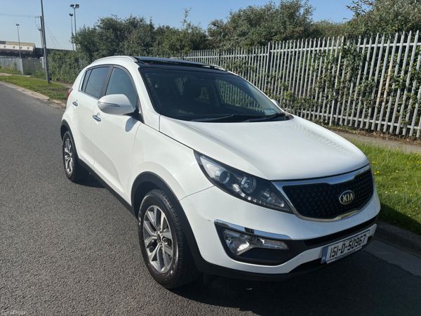 Kia Sportage SUV, Petrol, 2015, White