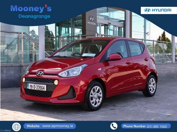 Hyundai i10 Hatchback, Petrol, 2019, Red