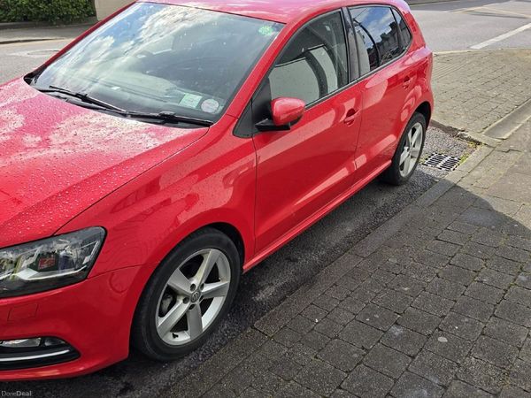 Volkswagen Polo Hatchback, Petrol, 2017, Red