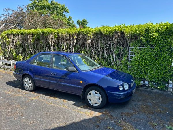 Toyota Corolla Saloon, Petrol, 1998, Blue