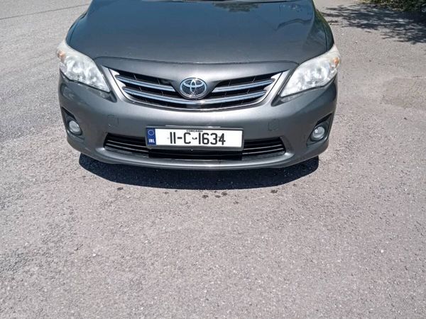 Toyota Corolla Saloon, Diesel, 2011, Grey
