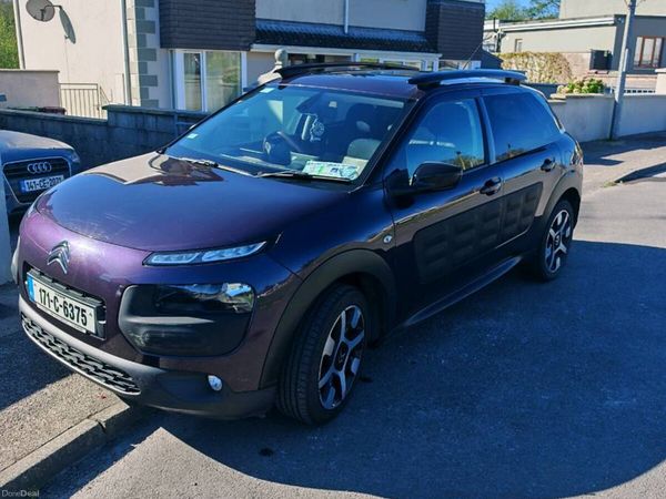Citroen C4 Cactus Hatchback, Diesel, 2017, Purple