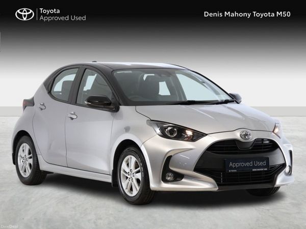 Toyota Yaris Hatchback, Petrol, 2022, Silver