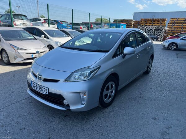 Toyota Prius Hatchback, Petrol Hybrid, 2015, Silver