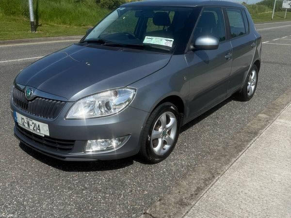 Skoda Fabia Hatchback, Diesel, 2012, Grey