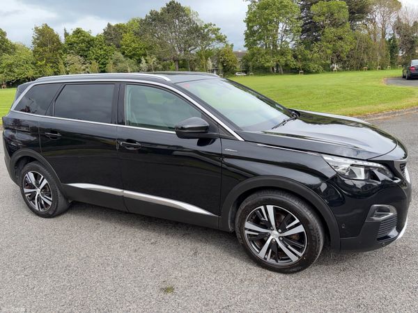 Peugeot 5008 MPV, Petrol, 2018, Black