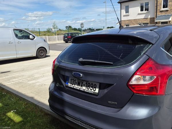 Ford Focus Hatchback, Diesel, 2013, Grey