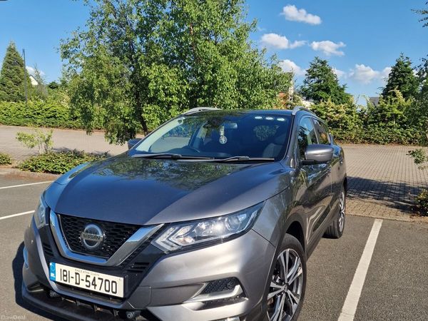 Nissan Qashqai Hatchback, Diesel, 2018, Grey