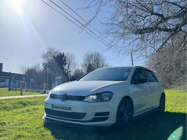 Volkswagen Golf Hatchback, Diesel, 2013, White