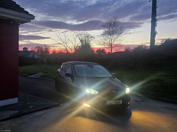 Ford Focus Hatchback, Diesel, 2015, Blue
