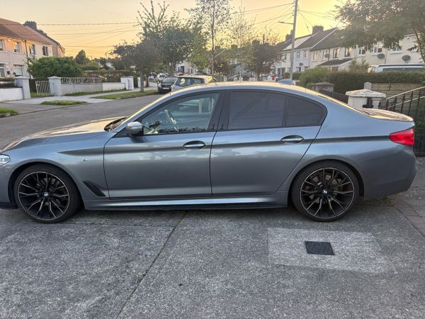 BMW 5-Series Saloon, Diesel, 2018, Grey