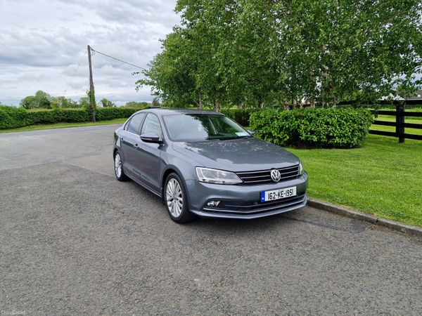 Volkswagen Jetta Saloon, Petrol, 2016, Grey