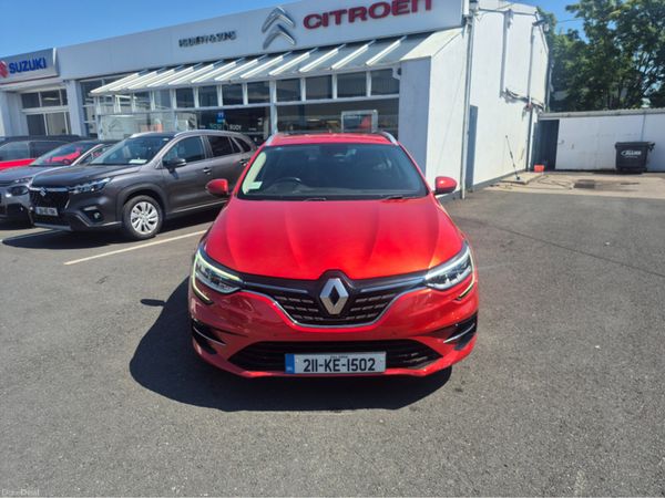 Renault Megane Estate, Diesel, 2021, Red
