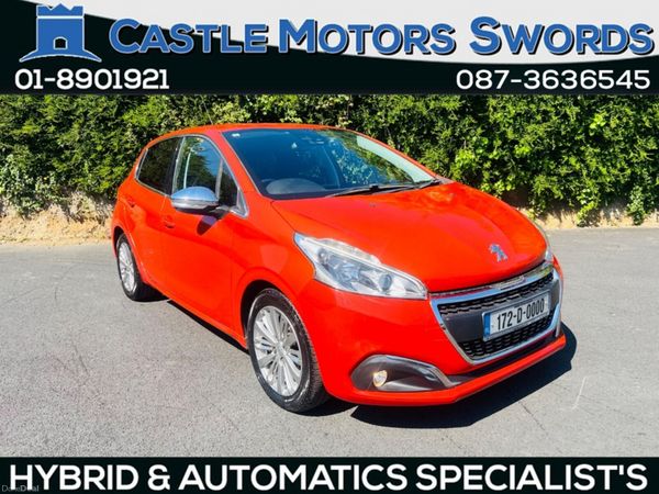 Peugeot 208 Hatchback, Petrol, 2017, Red