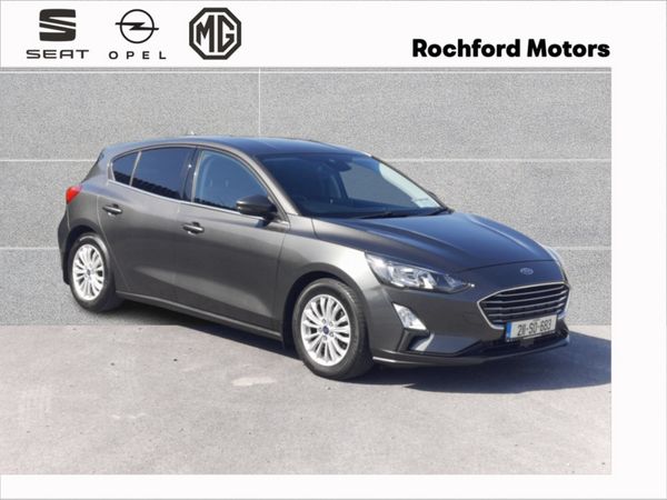Ford Focus Hatchback, Diesel, 2021, Grey