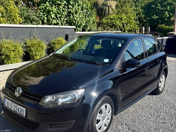 Volkswagen Polo Hatchback, Petrol, 2010, Black