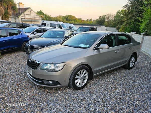 Skoda Superb Saloon, Diesel, 2015, Beige
