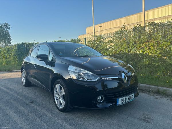 Renault Clio Hatchback, Petrol, 2015, Black