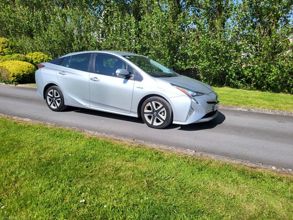 Toyota Prius Hatchback, Petrol Hybrid, 2018, Grey