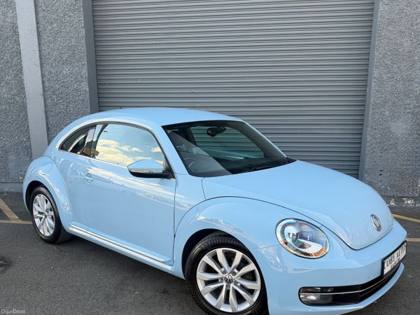 Volkswagen Beetle Hatchback, Petrol, 2012, Blue