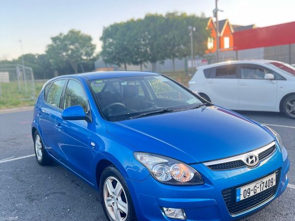 Hyundai i30 Hatchback, Diesel, 2009, Blue
