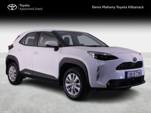 Toyota Yaris Cross Hatchback, Petrol Hybrid, 2025, White