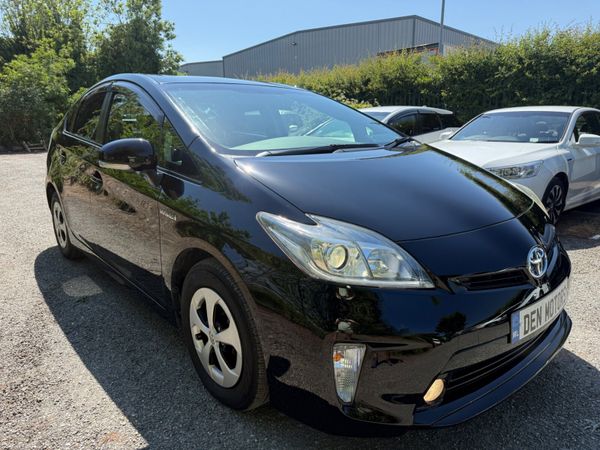 Toyota Prius Hatchback, Petrol Hybrid, 2015, Black