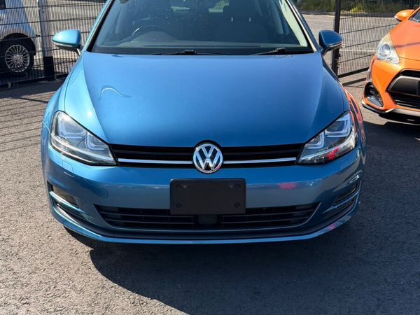 Volkswagen Golf Hatchback, Petrol, 2017, Blue