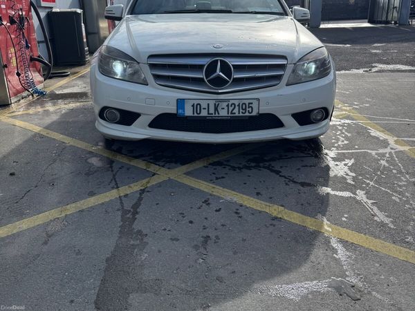 Mercedes-Benz C-Class Saloon, Diesel, 2010, White