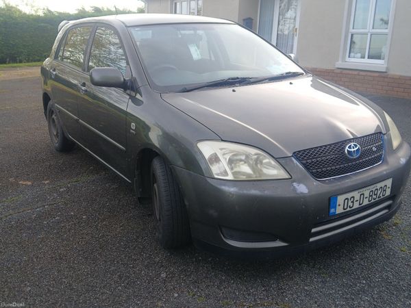 Toyota Corolla Hatchback, Petrol, 2003, Grey