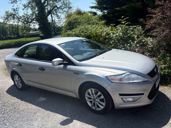 Ford Mondeo Saloon, Diesel, 2012, Silver