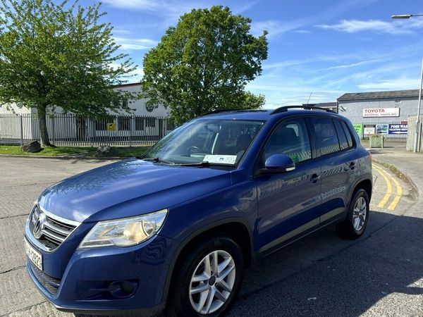 Volkswagen Tiguan SUV, Diesel, 2009, Blue