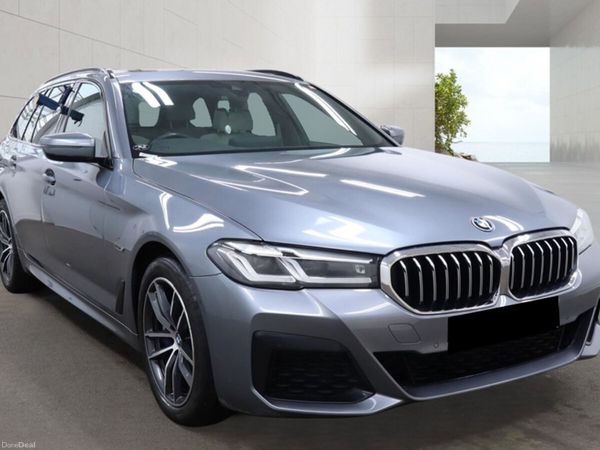 BMW 5-Series Estate, Petrol Plug-in Hybrid, 2022, Blue