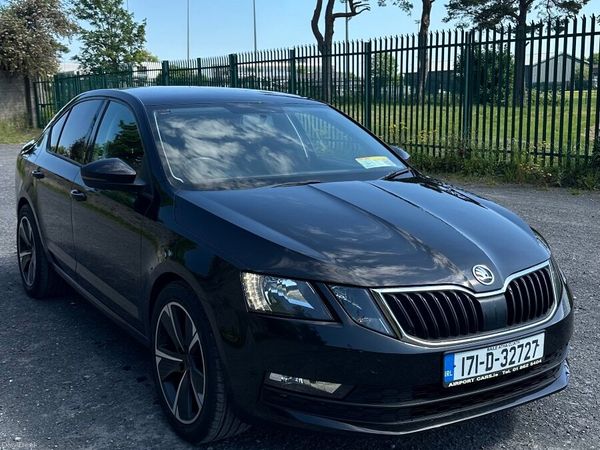 Skoda Octavia Saloon, Diesel, 2017, Black