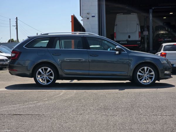 Skoda Octavia Estate, Diesel, 2017, Grey