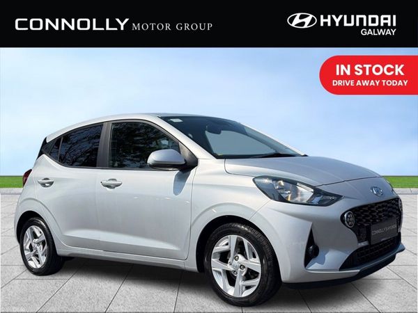 Hyundai i10 Hatchback, Petrol, 2022, Grey