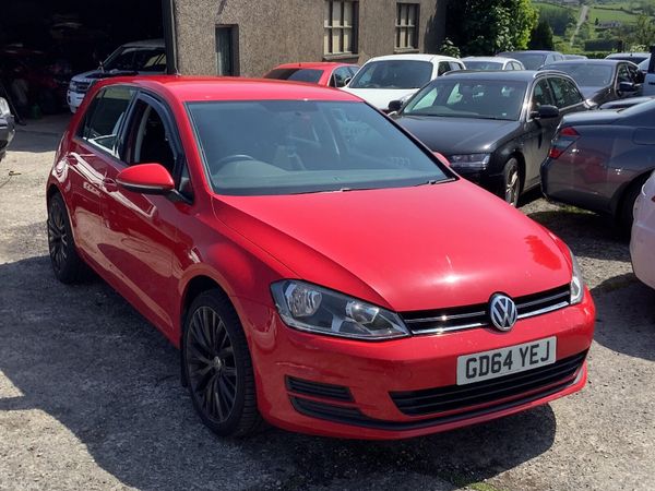 Volkswagen Golf Hatchback, Petrol, 2015, Red