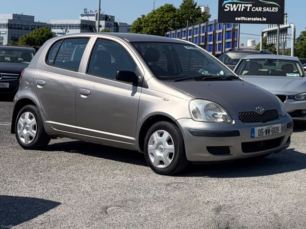 Toyota Yaris Hatchback, Petrol, 2005, Grey