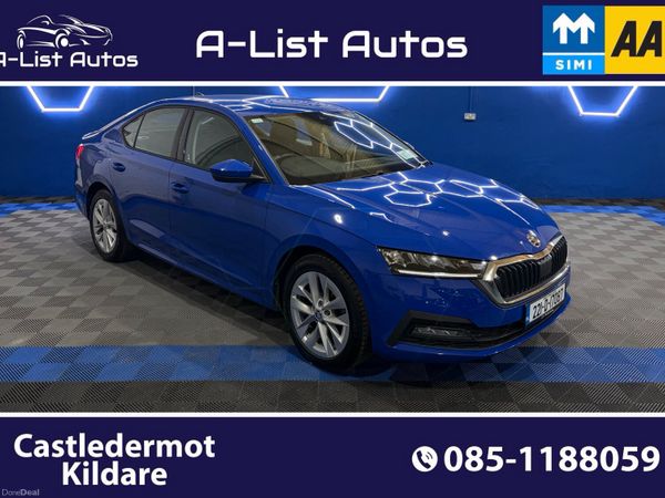 Skoda Octavia Saloon, Diesel, 2022, Blue